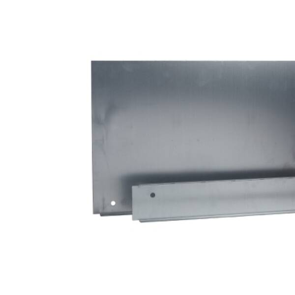 "One entry cable gland plate, PanelSeT SFN, PanelSet SF, for electrical enclosure W800 D500mm, fixed by clips" - Schneider Electric - NSYEC851