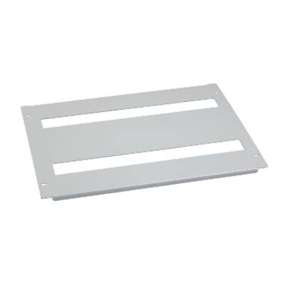 "Screwed-on cut-out cover plate, PanelSeT SFN, SF, SM, for electrical enclosure W600mm, 1 cut out, H150mm" - Schneider Electric - NSYMUC156