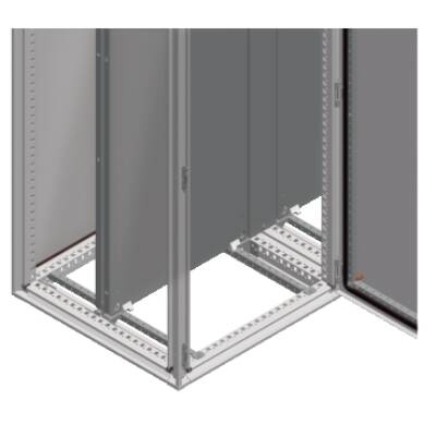 "Brackets to fix intermediate mounting plates in back to back position, PanelSeT SFN, SF, SM, set of 2" - Schneider Electric - NSYSIBTB