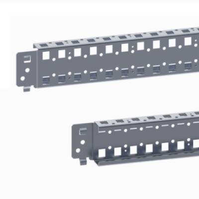 "Quick fixing cross rails, PanelSeT SFN, PanelSeT SF, PanelSeT SM, H65 W500mm, 2 rows, set of 2" - Schneider Electric - NSYSQCR6550